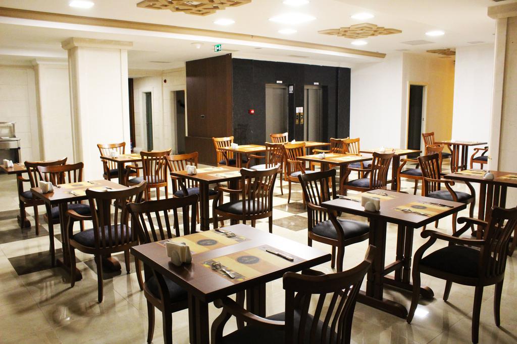 Safa Royal Museum Hotel Коня Екстериор снимка