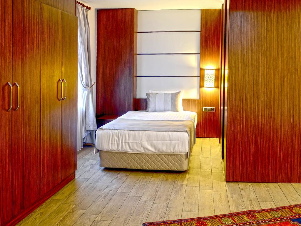 Safa Royal Museum Hotel Коня Екстериор снимка