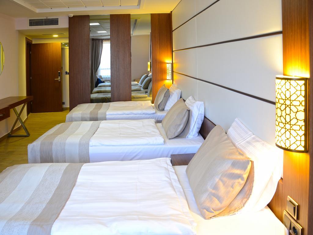 Safa Royal Museum Hotel Коня Екстериор снимка