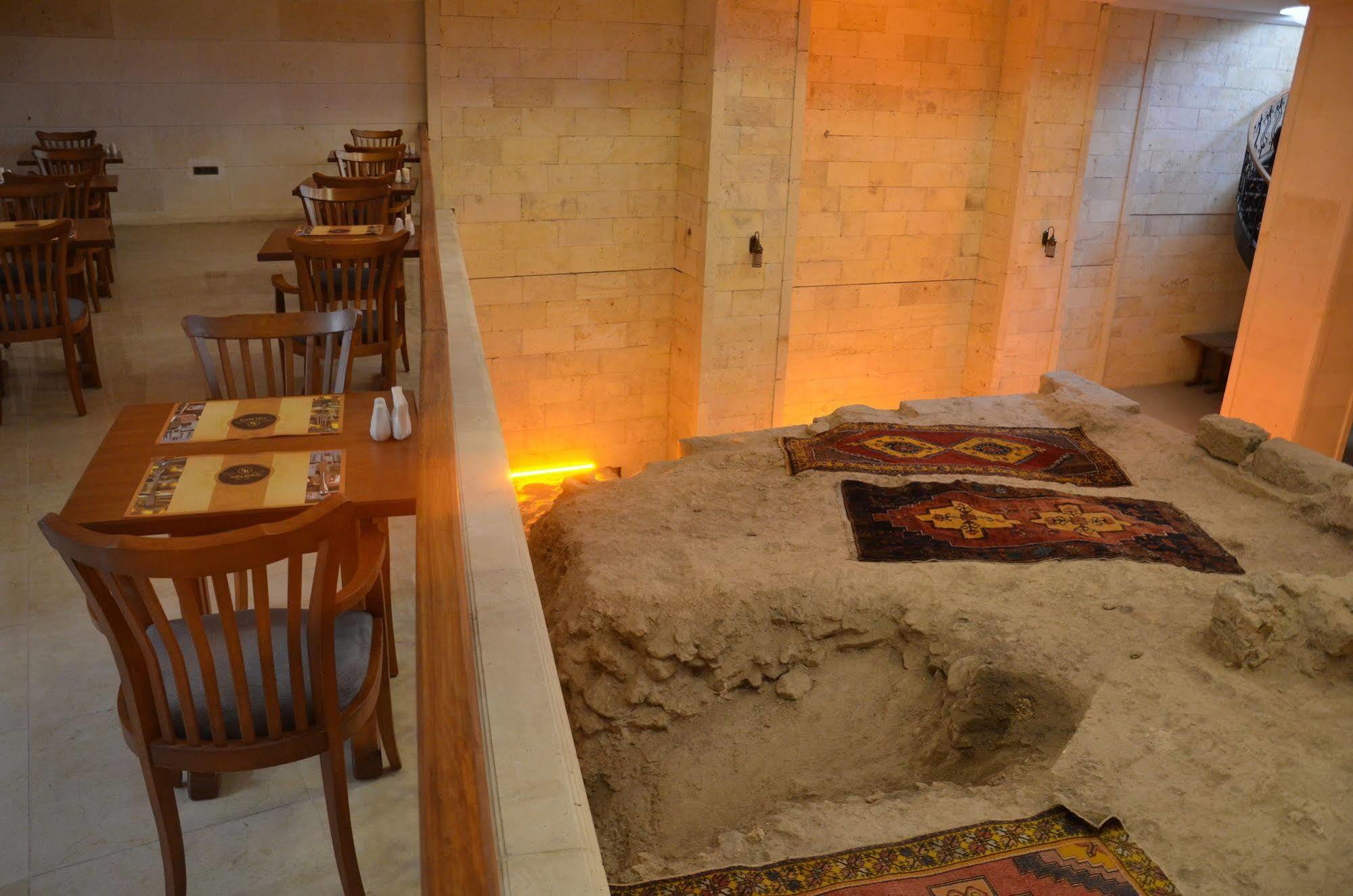 Safa Royal Museum Hotel Коня Екстериор снимка