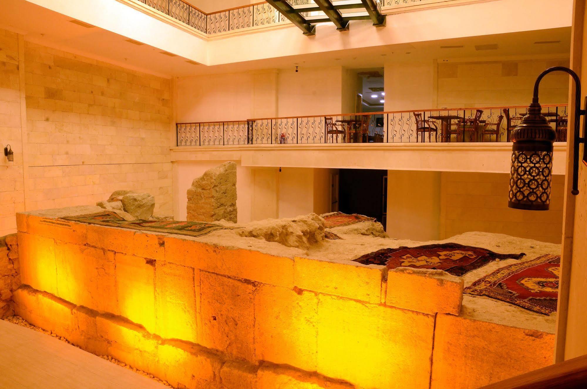 Safa Royal Museum Hotel Коня Екстериор снимка