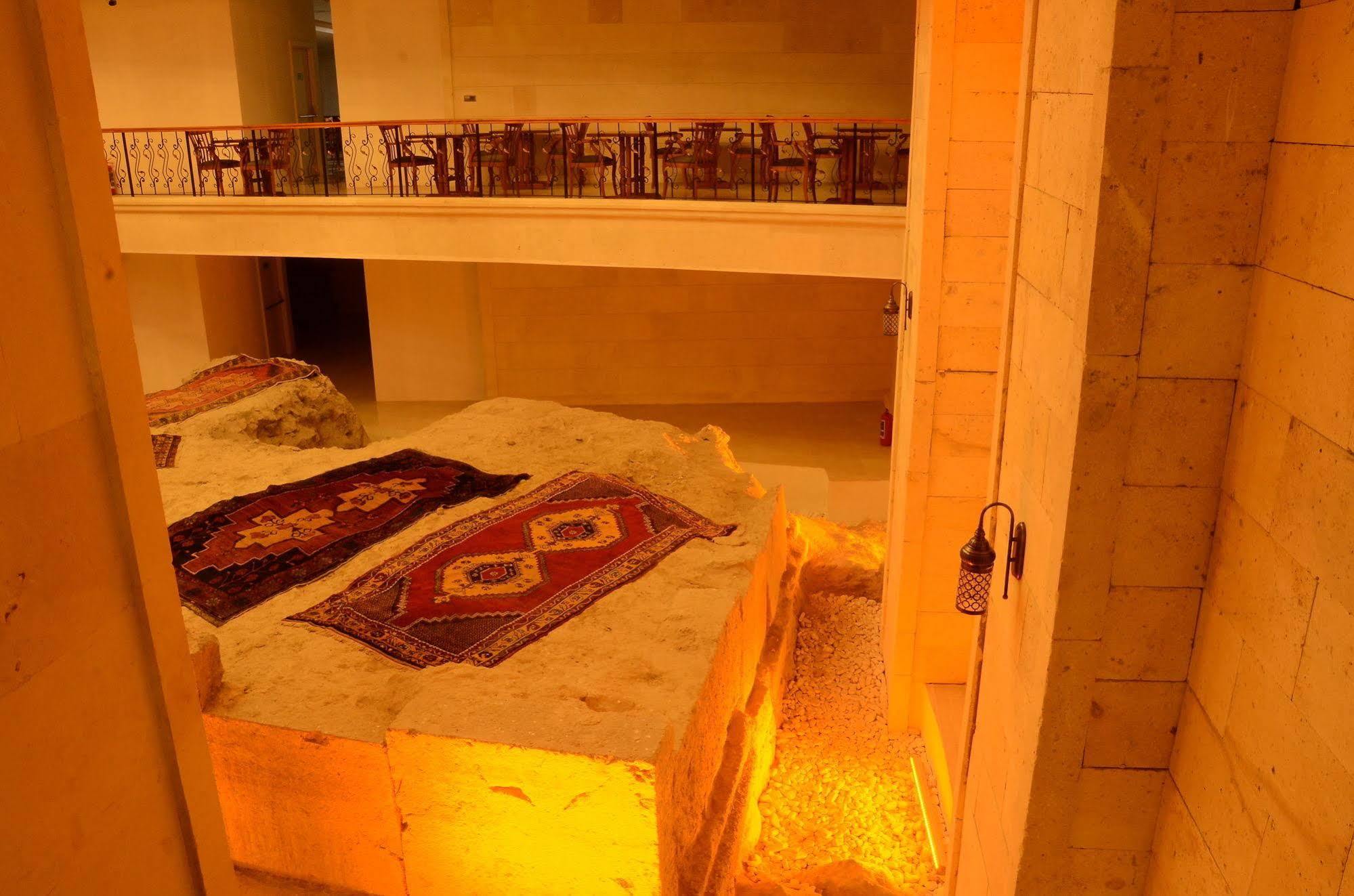 Safa Royal Museum Hotel Коня Екстериор снимка