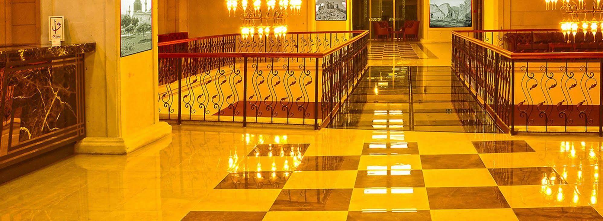 Safa Royal Museum Hotel Коня Екстериор снимка